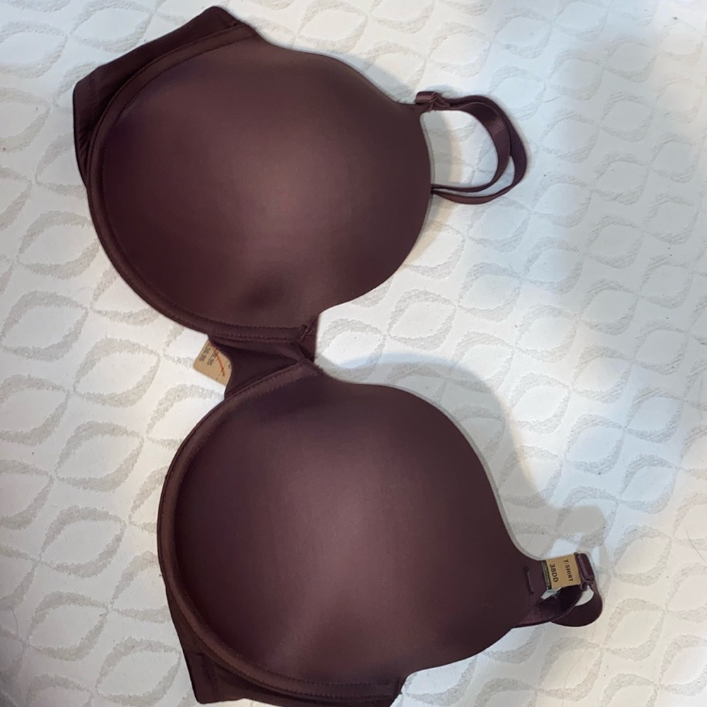 New vs PINK T shirt  bra. 38 DD